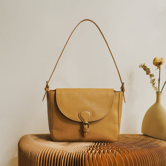 Li Ji | Original handmade genuine leather | カーフたんしょく soft side armpit bag No. 12637 