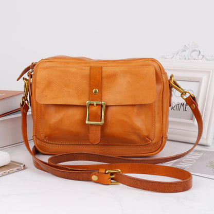 Li Ji | Original handmade genuine leather | Used British retro messenger bag No. 185 