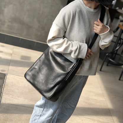 Li Ji | Original handmade leather | Korean style wide shoulder strap retro temperament slant bucket bag No. 20214 