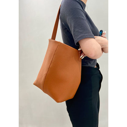 Li Ji | Original handmade leather | Durable and simple design Tote bag No. 2027 