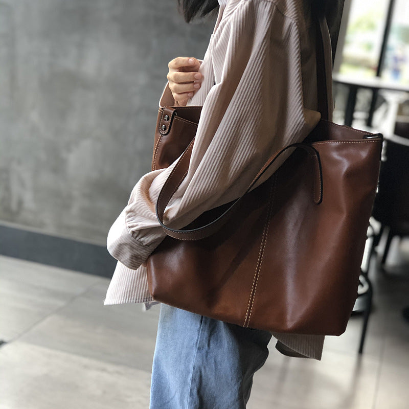 Li Ji | Original handmade genuine leather | First layer leather temperament commuting style simple laptop bag No. 21017 