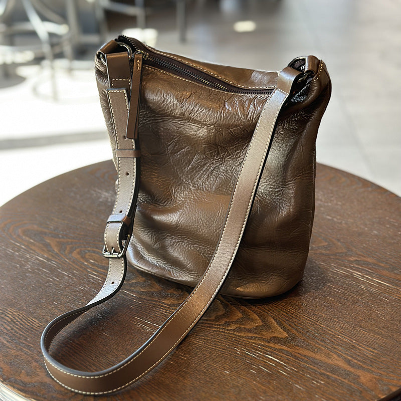 Li Ji | Original handmade genuine leather | Hand-grabbed み 様 first layer cow leather bucket bag No. 23032 