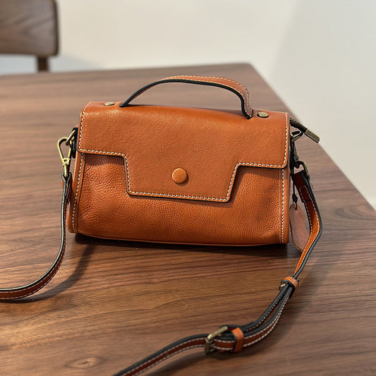 Li Ji | Original handmade genuine leather | Lightweight top-grain leather crossbody bag No. 24022 