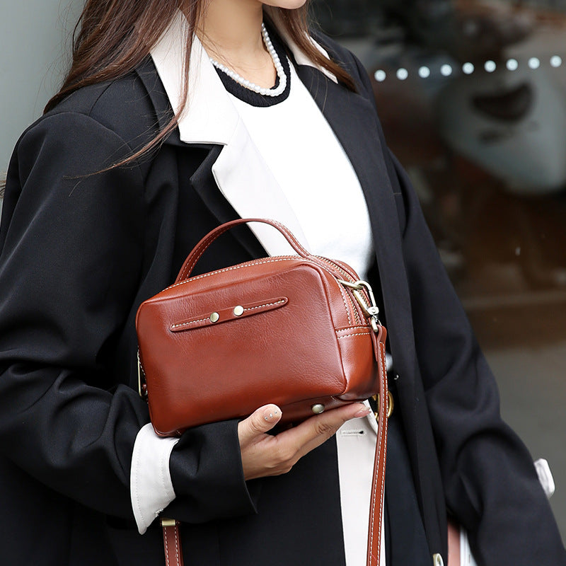 Li Ji | Original handmade genuine leather | Curved and elegant, simple and small square bag No. 3121 