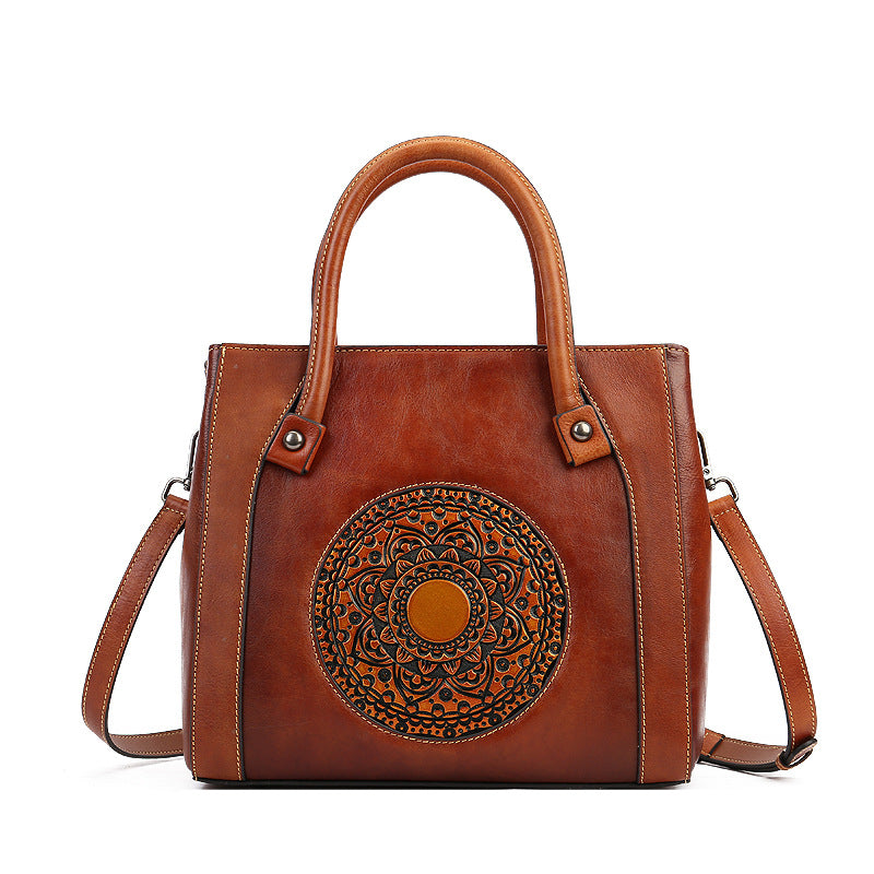 Li Ji | Original handmade leather | Retro totem バッmulti-compartment トート tote bag No. 3299 