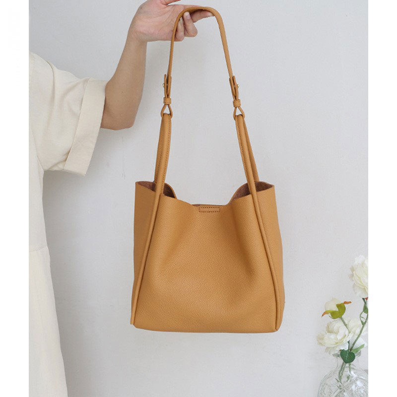 Li Ji | Original handmade leather | Soft and glutinous casual simple leather bucket bag No. 5126 