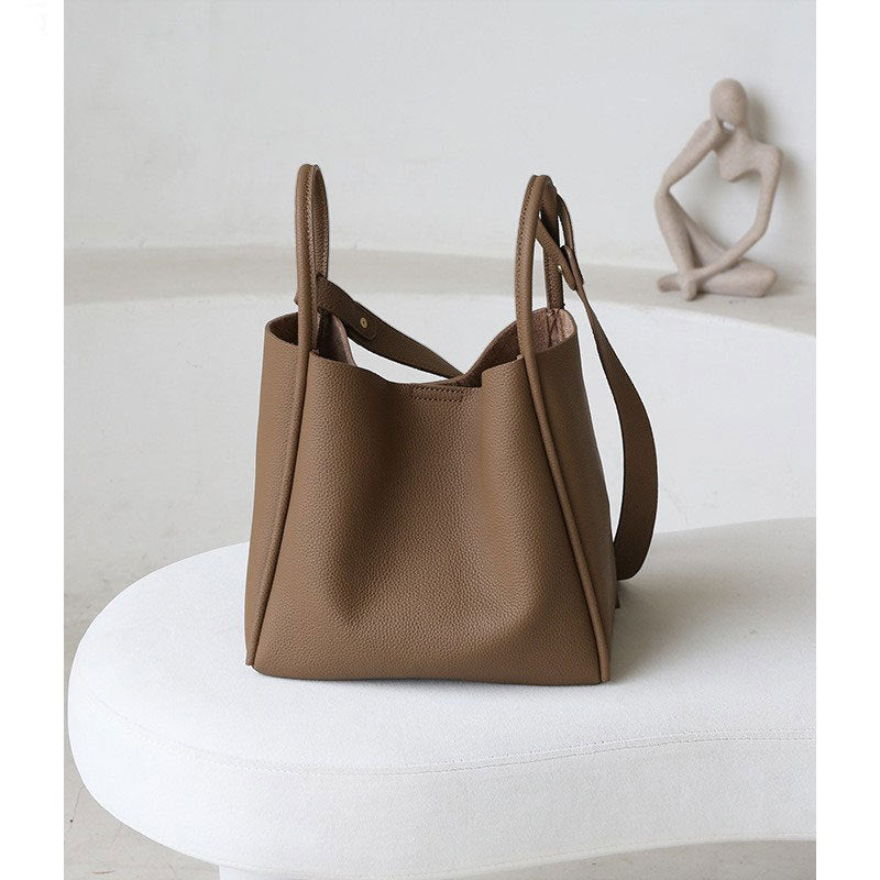 Li Ji | Original handmade leather | Soft and glutinous casual simple leather bucket bag No. 5126 