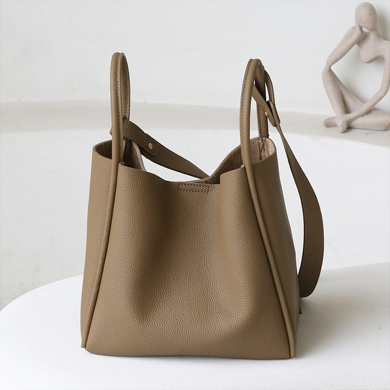 Li Ji | Original handmade leather | Soft and glutinous casual simple leather bucket bag No. 5126 