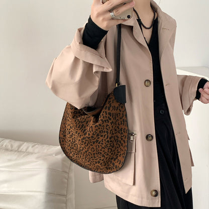 Li Ji | Original handmade leather | Matte leather, retro leopard print, armpit bag No. 60188 