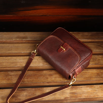 Li Ji | Original handmade leather | Quality literary and artistic cowhide British messenger bag No. 618