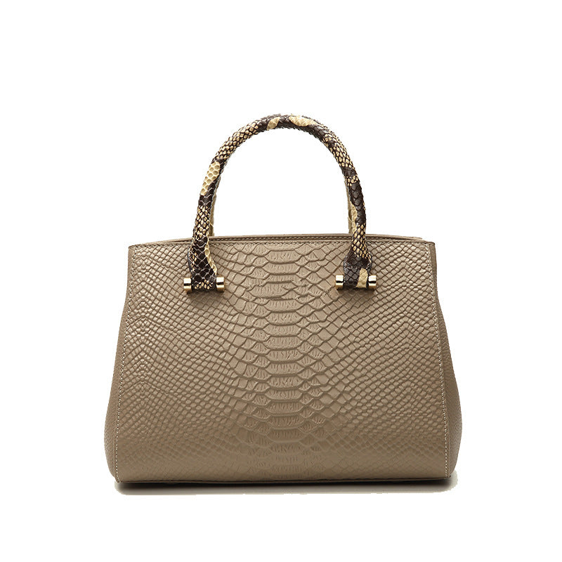 Li Ji | Original handmade genuine leather | Four-cornered and soft crocodile pattern handbag No. 8971 