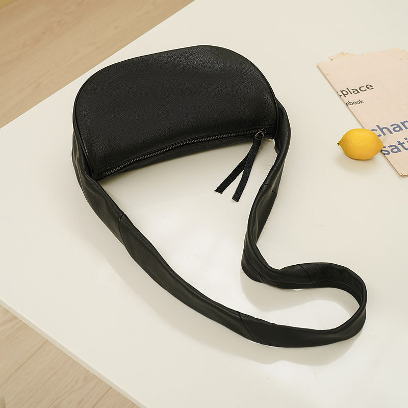 Li Ji | Original handmade genuine leather | High-end soft leather wide shoulder strap crescent bag No. 9303A