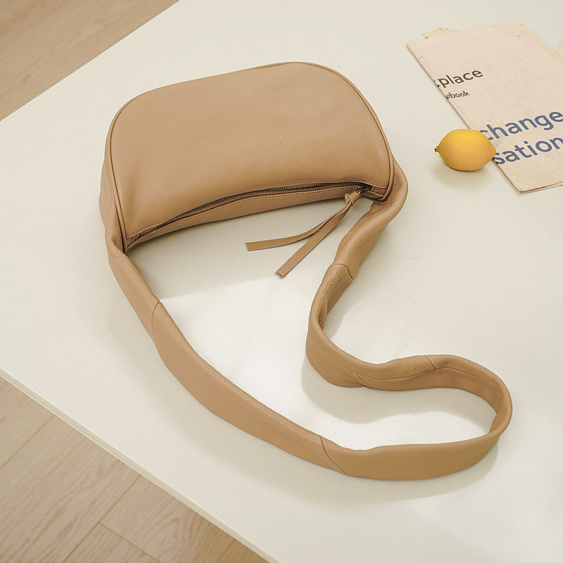 Li Ji | Original handmade genuine leather | High-end soft leather wide shoulder strap crescent bag No. 9303A