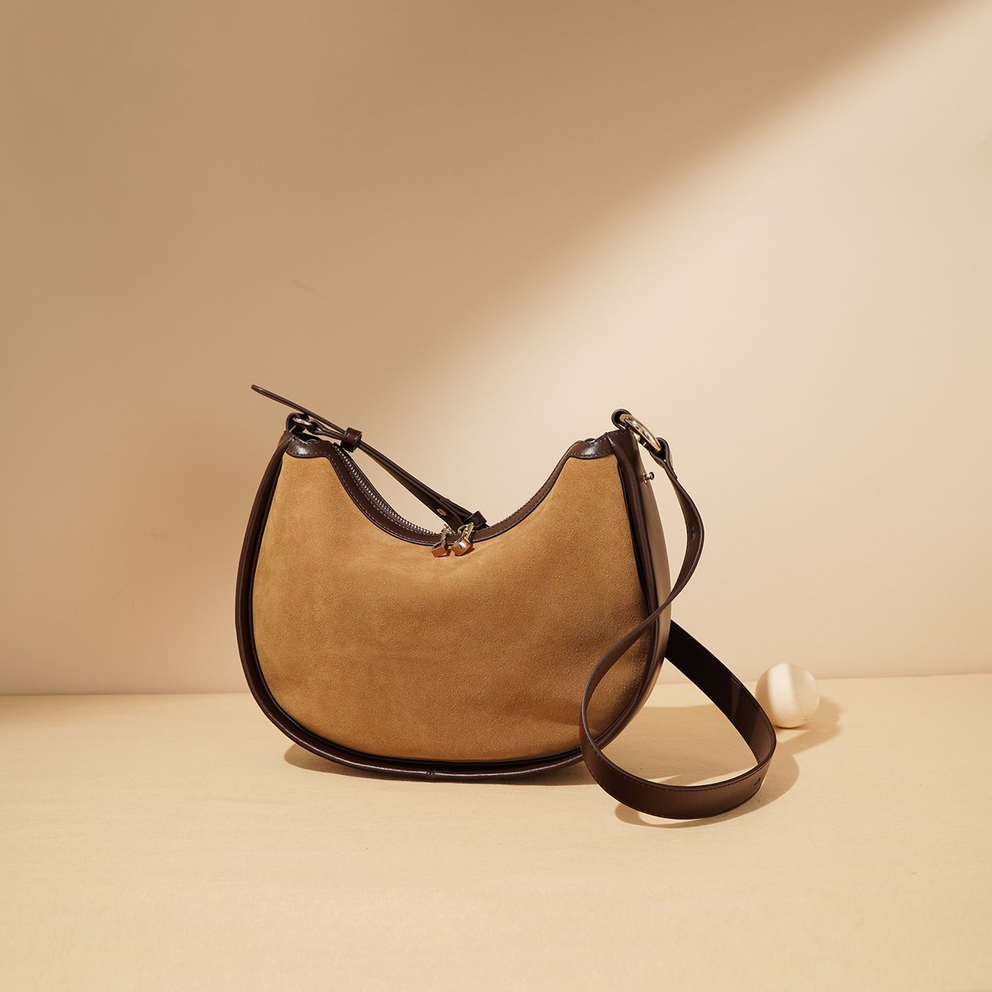 Li Ji | Original handmade genuine leather | Hand-touched nubuck leather saddle bag No. 9632A 