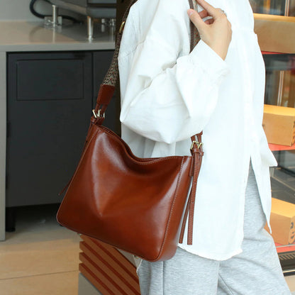 Li Ji | Original handmade leather | Vegetable tanned leather ョン shoulder tote bag No. A3005 