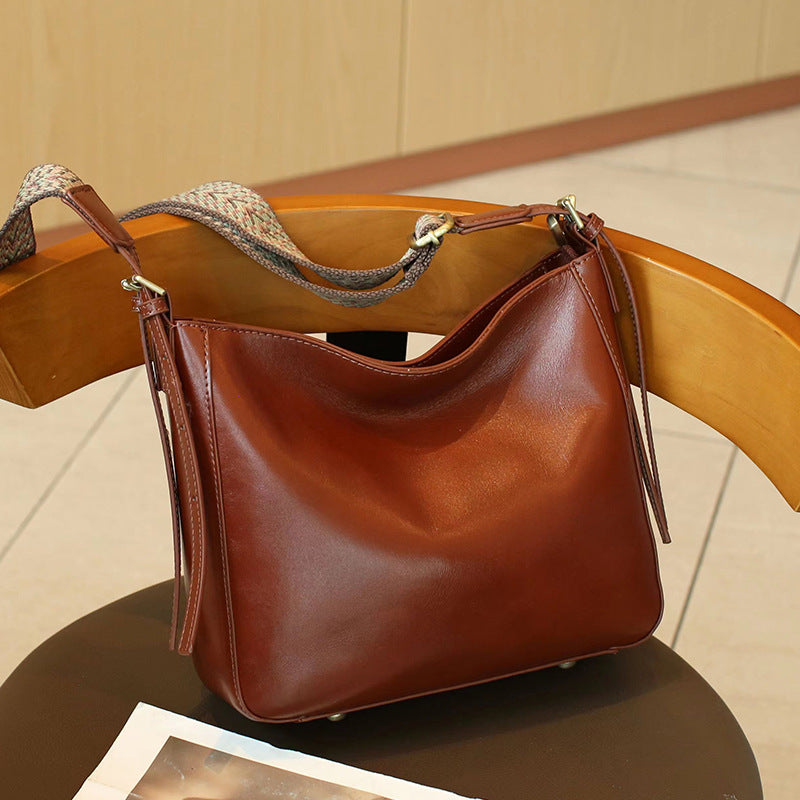 Li Ji | Original handmade leather | Vegetable tanned leather ョン shoulder tote bag No. A3005 