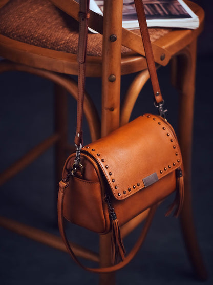 Li Ji | Original handmade genuine leather | Double shoulder strap ベル hand-rubbed ラ tassel armpit bag No. E2021 