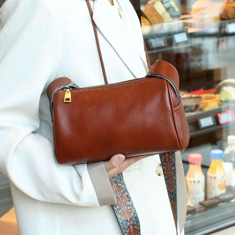 Li Ji | Original handmade genuine leather | Vegetable-tanned classic first-layer cowhide pillow small handbag No. 805 