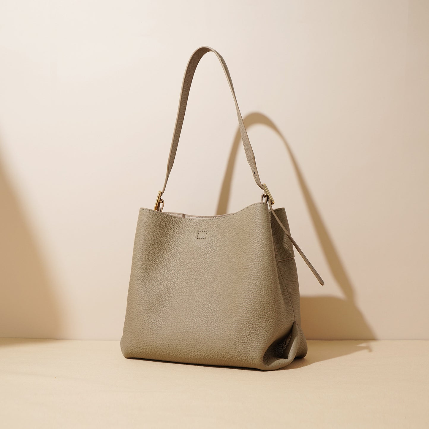 Li Ji | Original handmade genuine leather | Soft first-grain cow leather and practical handbag No. M7948 