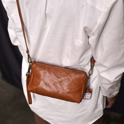 Li Ji | Original handmade leather | Wenyun vintage vegetable tanned leather soft clutch/shoulder bag No. 19709