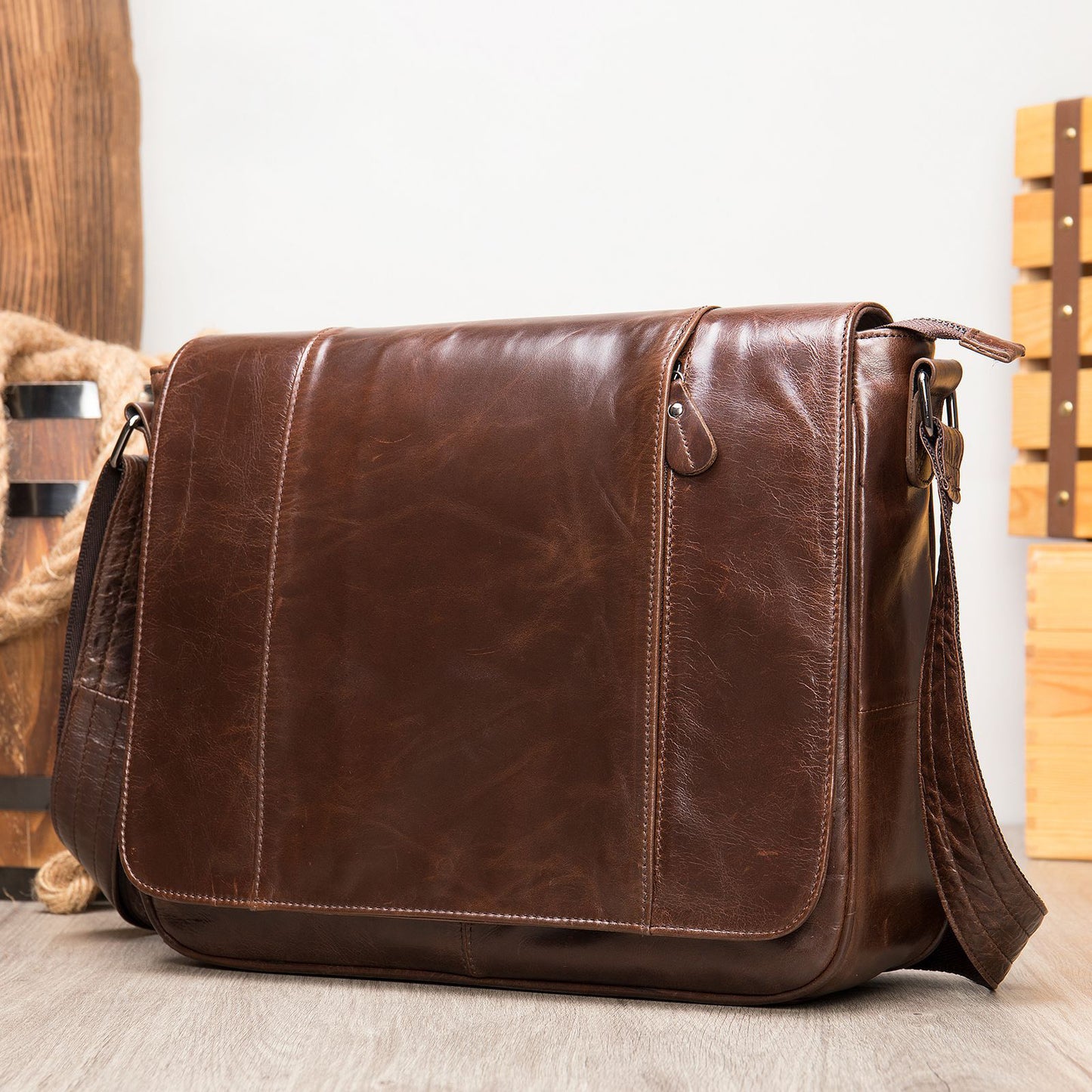 Li Ji | Original genuine leather handmade | Vintage postman cowhide bag oiled wax leather pen and electronic bag KR1943