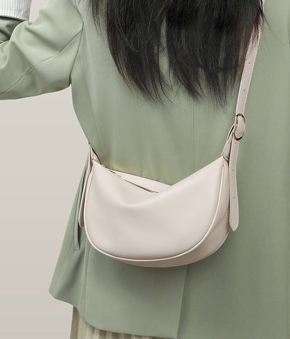 Li Ji Original | Two-layer cowhide crescent bag No. 4739 