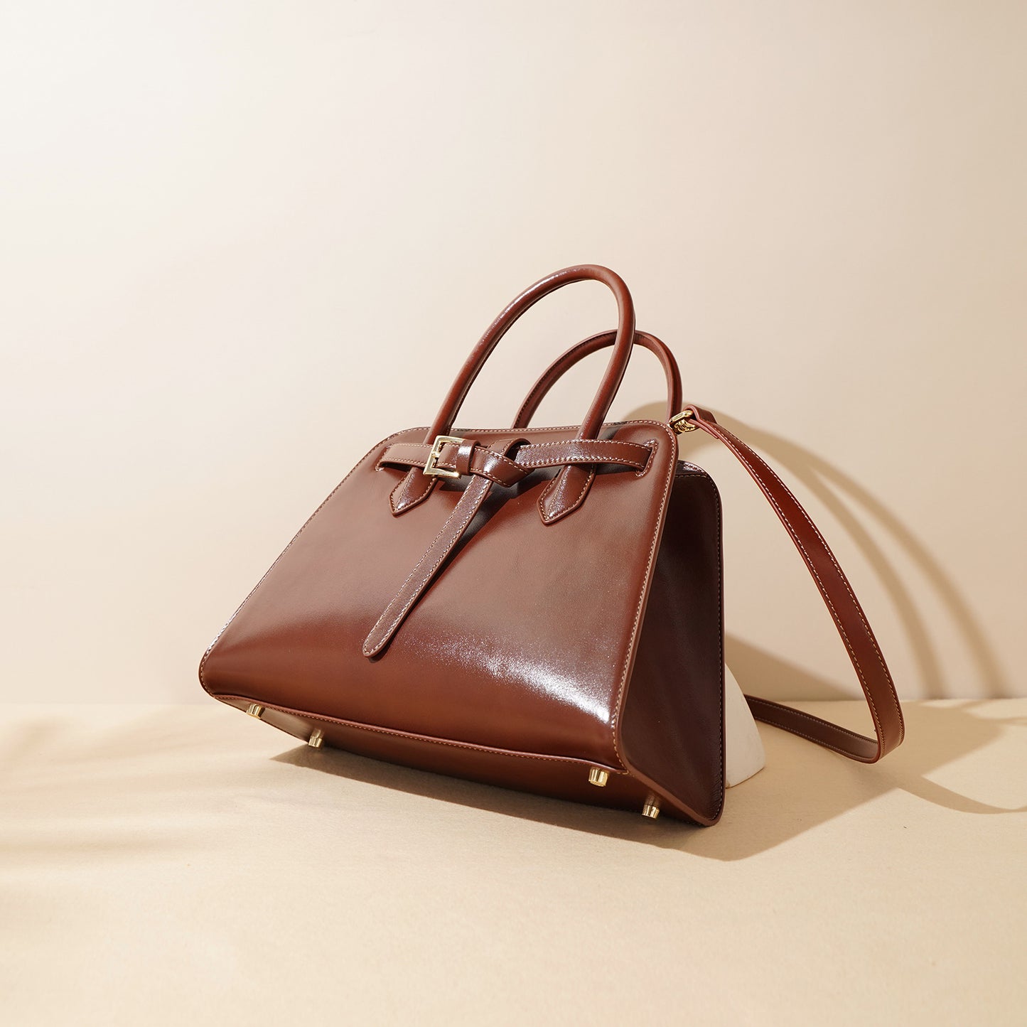 Li Ji | Original handmade genuine leather | Shell handbag with natural shape and texture leather No. m7930 