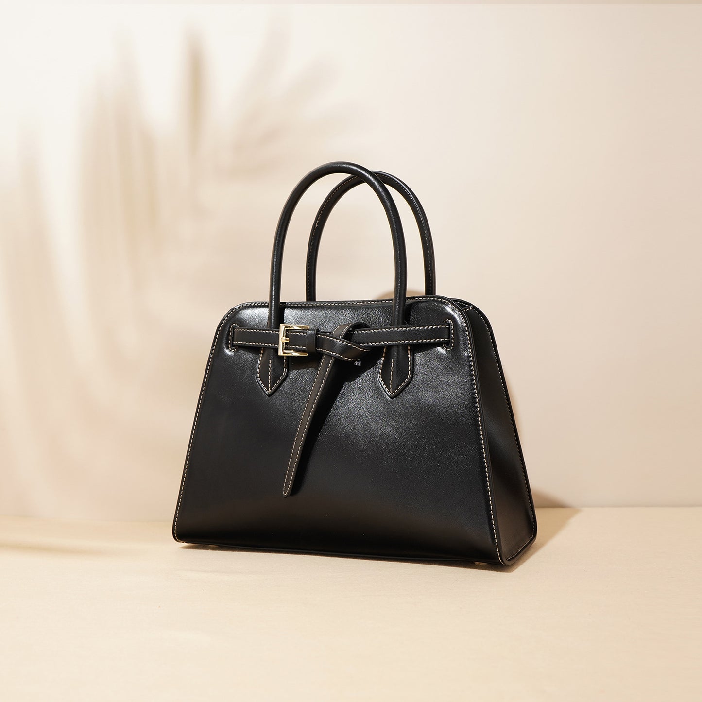 Li Ji | Original handmade genuine leather | Shell handbag with natural shape and texture leather No. m7930 