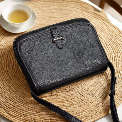 Li Ji | Original handmade genuine leather | Soft-touch vegetable tanned leather messenger bag No. 1131 