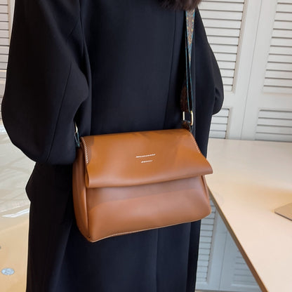 Li Ji | Original handmade genuine leather | Soft leather plain cowhide wide shoulder strap crossbody bag No. TB680 