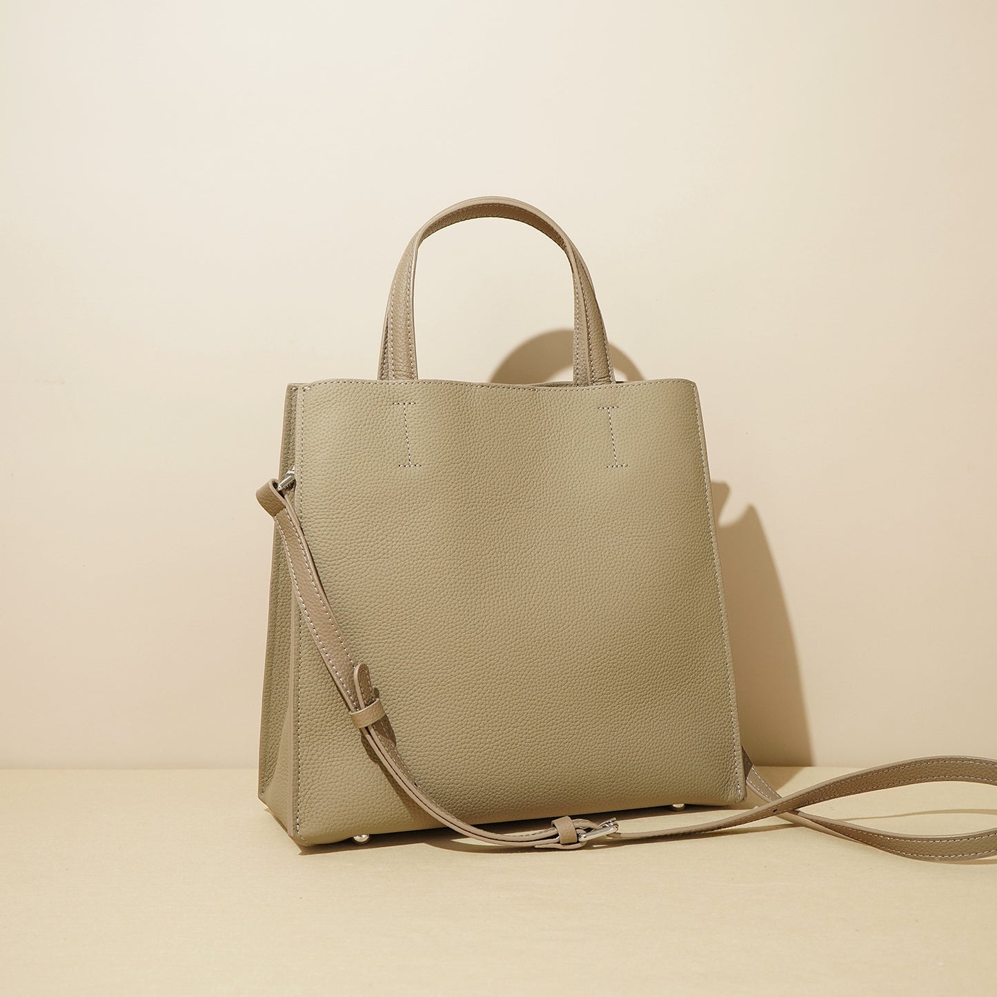 Li Ji | Original handmade genuine leather | Simple casual first-layer cowhide bucket bag No. w7152