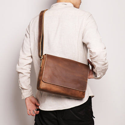 Li Ji | Original handmade genuine leather | Cow leather messenger bag No. 30166 