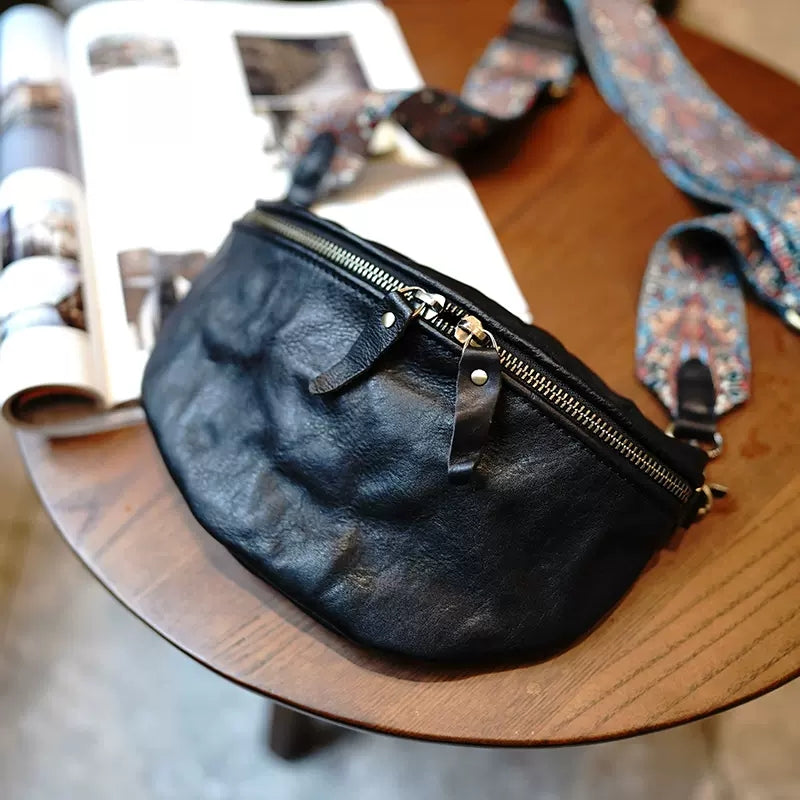 Li Ji | Original handmade leather | Washed wrinkled folk custom wide shoulder strap half yen saddle bag M1906 