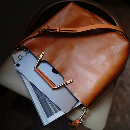 Li Ji | Original handmade | Tanned cow leather heavy industrial style magnetic buckle tote bag No. M2708