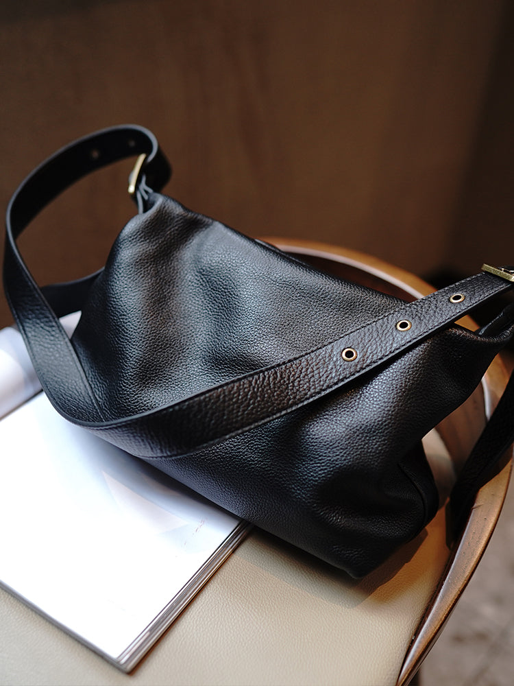 Li Ji | Original handmade genuine leather | Soft cowhide dumpling-shaped Boston bag No. M1209 