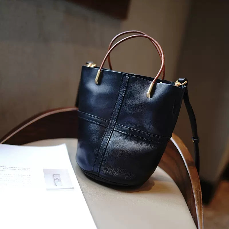 Li Ji | Original handmade | Tanned cow leather literary retro hand-carrying bucket bag No. M3113