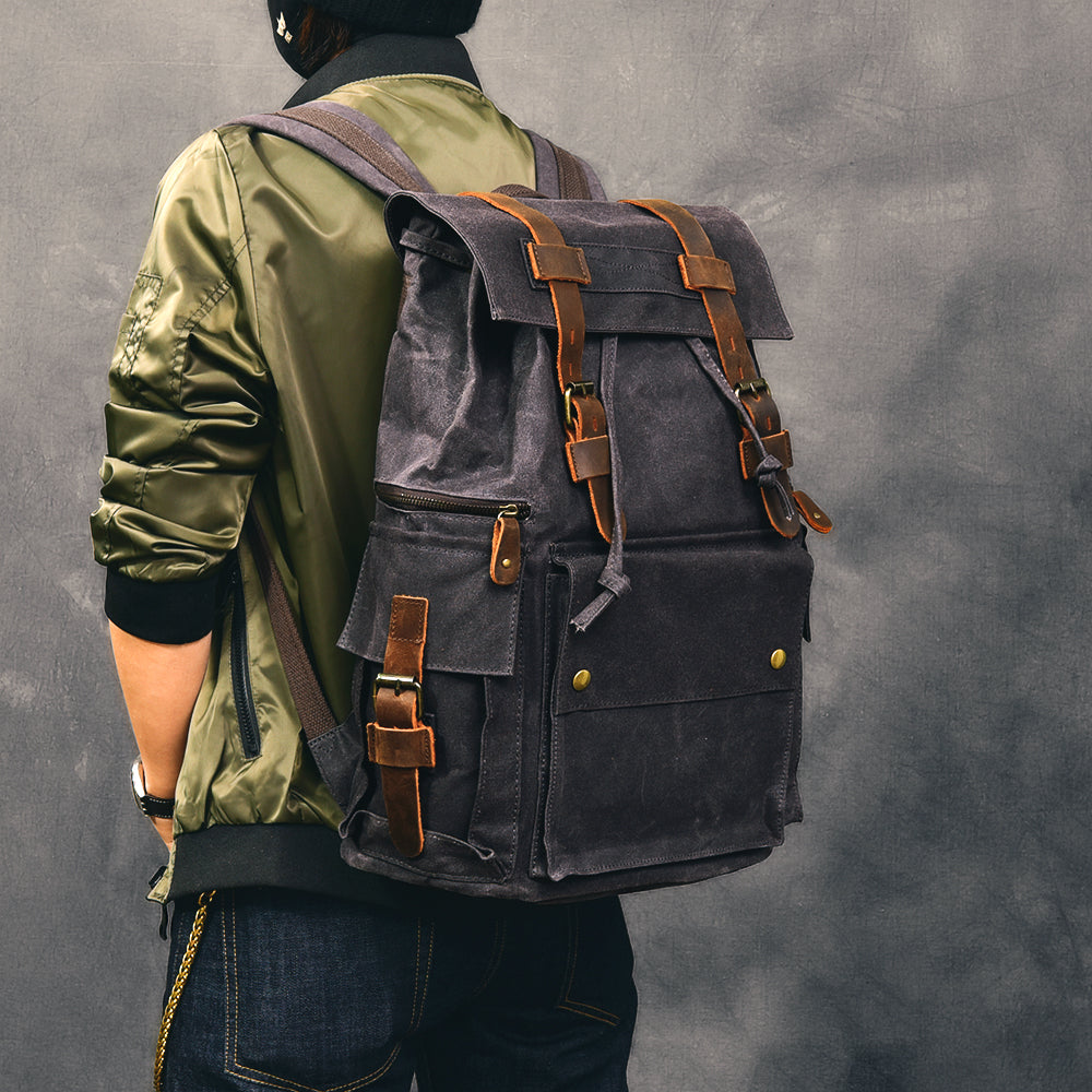 Li Ji | Original handmade genuine leather | Retro distressed waxed canvas men's custom-made imported alloy European and American style backpack No. 74422 