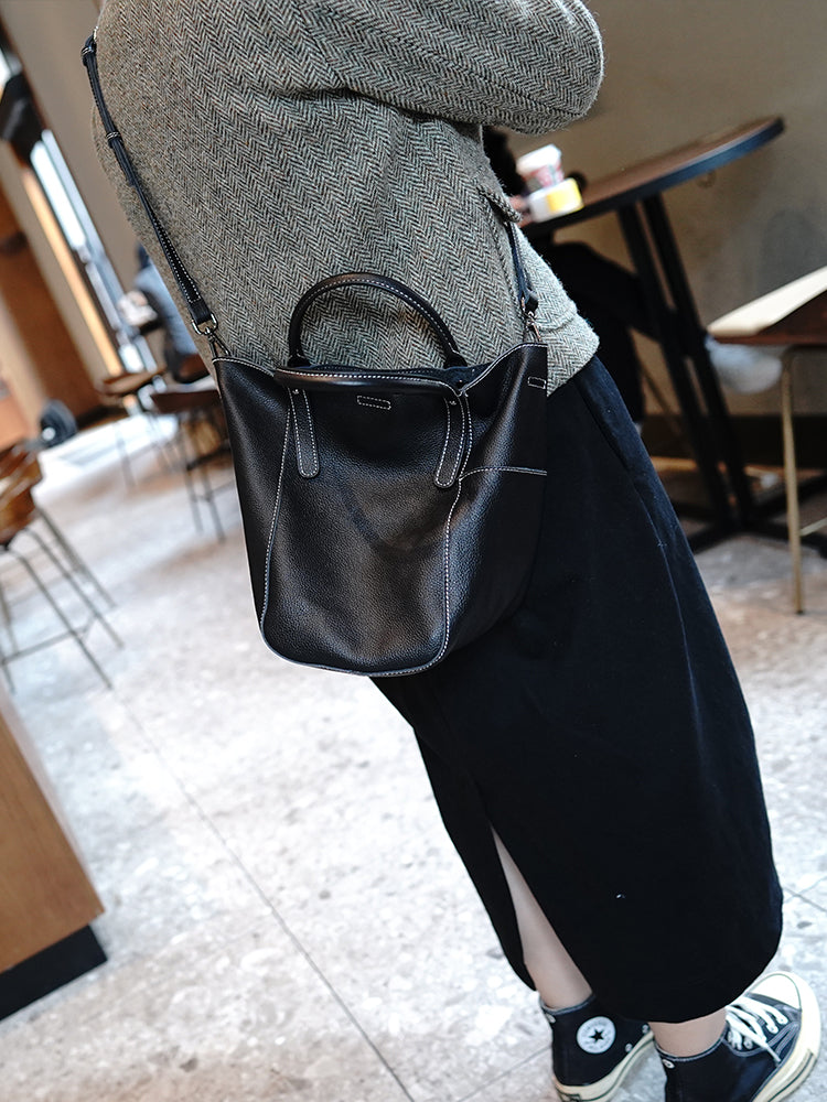 Li Ji | Original handmade | Soft leather simple tote bucket bag No. M212