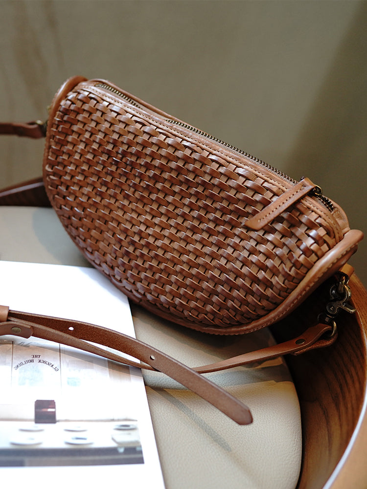 Li Ji | Original | Genuine woven handmade leather tanned saddle bag No. M9121 